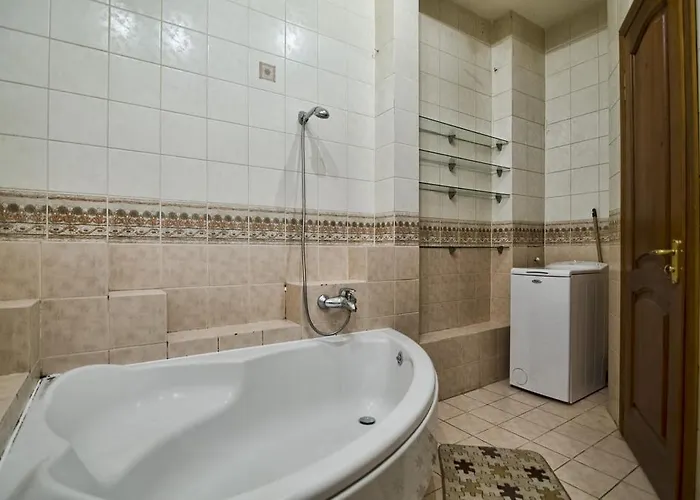 Hnatuka Center * Lvov